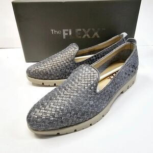 NWT The FLEXX Silver Woven Smokin Hot Too Grafetti Intreccio Slip On Size 6